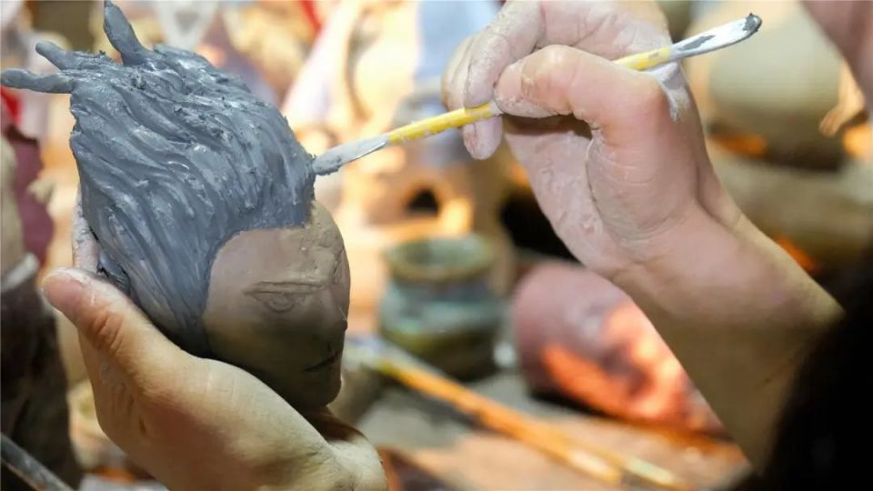 哪吒來(lái)了！婺城古村煥新顏，工藝美術(shù)品與禮儀用品銷售迎來(lái)新熱潮